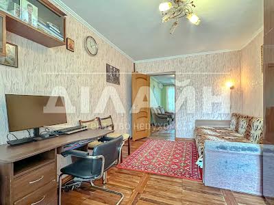 квартира за адресою Стародніпровська вул., 3