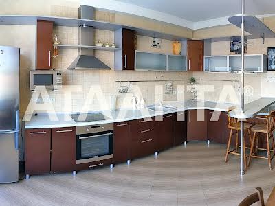 квартира за адресою Середньофонтанська вул., 19