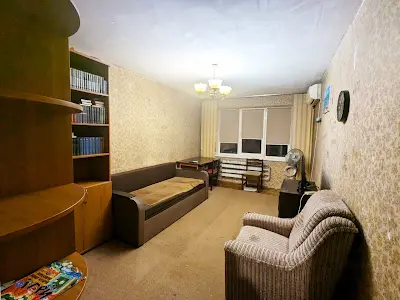квартира за адресою Братиславська вул., 44/2