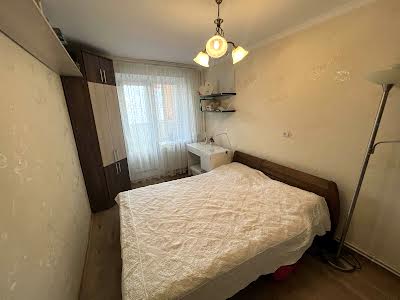 квартира по адресу Металургів ул., 8