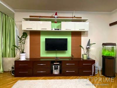 квартира за адресою Рональда Рейгана вул., 10
