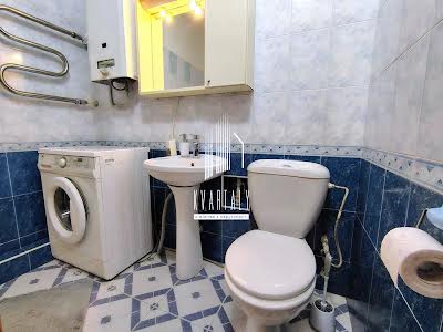 квартира по адресу Леси Украинки бульв., 13