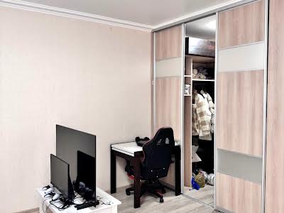 квартира за адресою Нижня Берегова вул., 2/2є