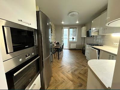 квартира за адресою Метрологічна вул., 54