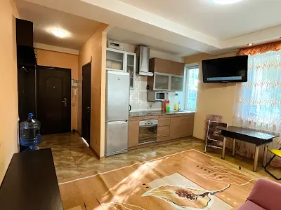 квартира за адресою Волинська вул., 8