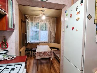 квартира за адресою Небесної Сотні просп. (Маршала Жукова), 61