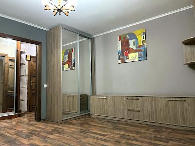 квартира за адресою Котляревского, 7