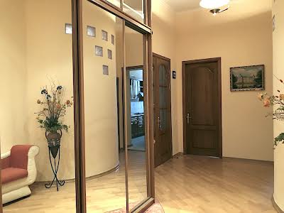 квартира за адресою Бульварно-Кудрявська вул. (Воровського), 38