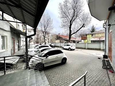 квартира за адресою Чорновола вул., 67