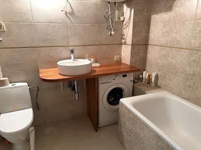 квартира по адресу Академика Глушкова просп., 9в