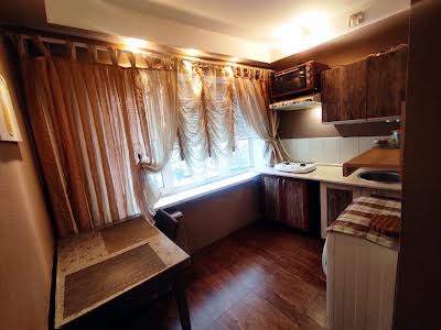 квартира за адресою Солом'янська вул., 35