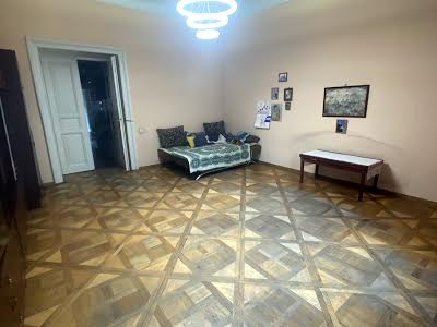 квартира за адресою Івана Франка вул., 65