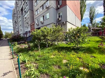квартира за адресою Набережна Перемоги вул., 136-А