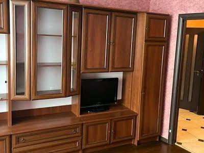 квартира за адресою Олени Пчілки вул., 2