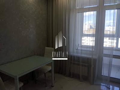 квартира за адресою Драгоманова вул., 10