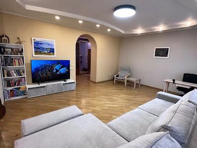 квартира за адресою Казарменна вул. (Григорія Андрющенка), 4-Д