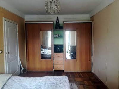 квартира за адресою Сулеймана Стальського вул., 6