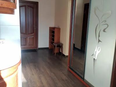 квартира за адресою Дніпровська набережна вул., 13