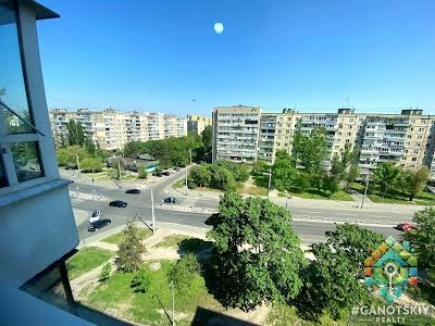 квартира за адресою Героїв просп., 32