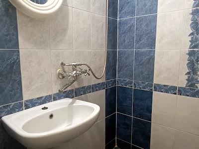 квартира за адресою Парамонова вул., 19