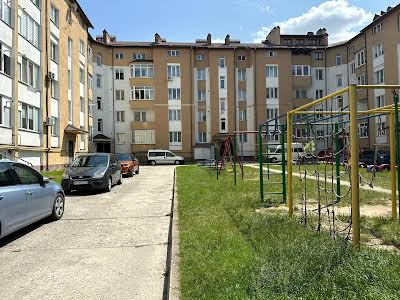 квартира по адресу Декабристів, 56