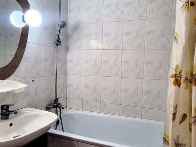 квартира за адресою Бориса Гмирі вул., 13