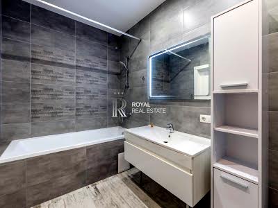 квартира за адресою Андрія Малишка вул. (Льва Толстого), 94