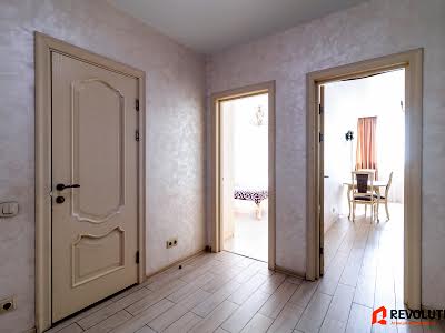 квартира по адресу Драгоманова ул., 2-Б