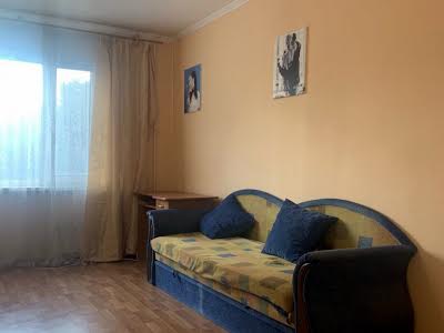 квартира за адресою Миропільська вул., 13