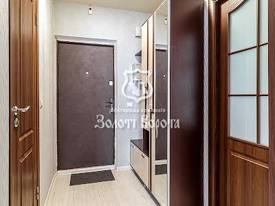 квартира за адресою Бориса Гмирі вул., 12б