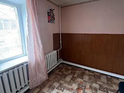 квартира по адресу Будівельників вул., 5