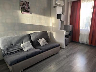 квартира за адресою Перлинна вул., 5