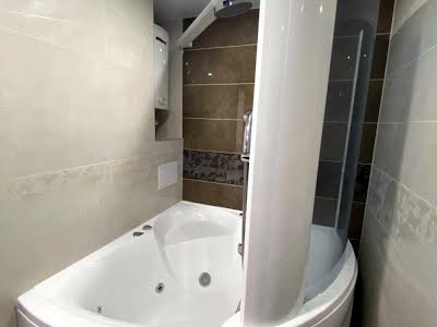 квартира за адресою Панаса Мирного вул., 28-А