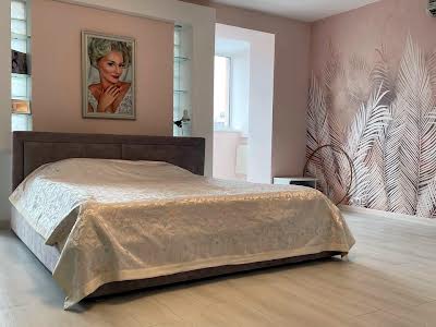 квартира за адресою Драгоманова вул., 17