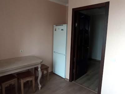 квартира за адресою Драгоманова вул., 3