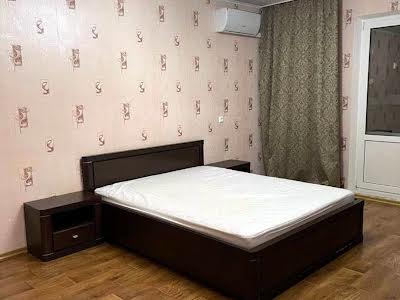 квартира за адресою Здолбунівська вул., 13