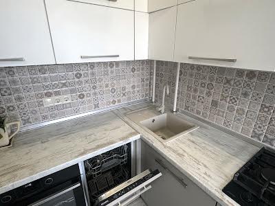 квартира за адресою Боголюбова вул., 13