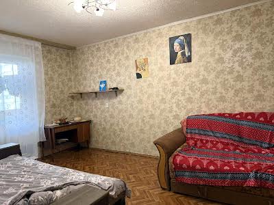 квартира за адресою Лариси Руденко вул., 21-А