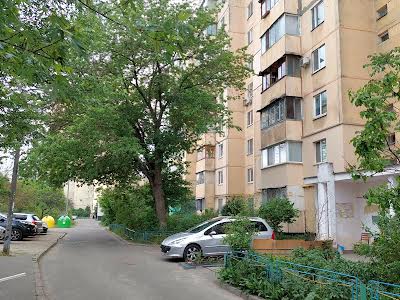 квартира по адресу Героев Днепра ул., 32-А