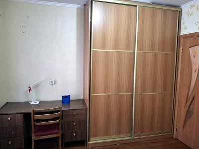 комната по адресу Драгоманова ул., 23