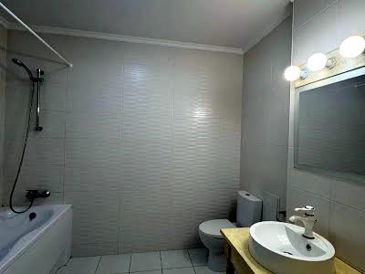 квартира за адресою Анни Ахматової вул., 22