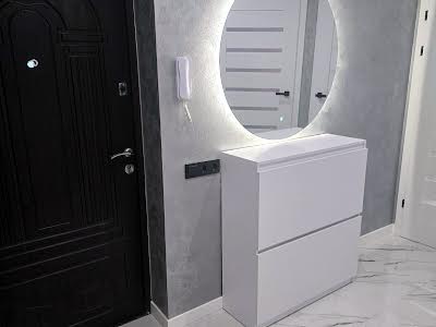 квартира по адресу Андрея Мельника ул., 10