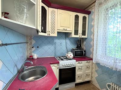 квартира за адресою Зернова вул., 5