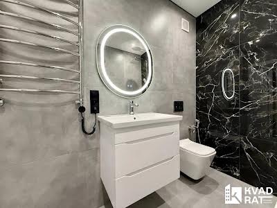квартира за адресою Флотська вул., 10б