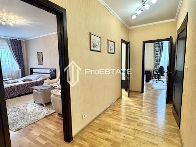 квартира по адресу Бориспольская ул., 4