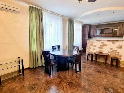 квартира за адресою Степана Руданського вул., 4-6
