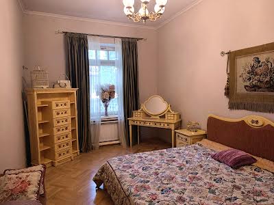 квартира за адресою Кирила і Мефодія вул., 17