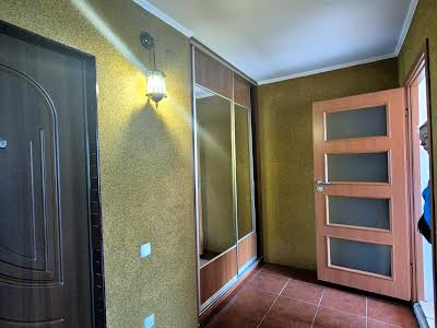 квартира за адресою Наукова вул., 24