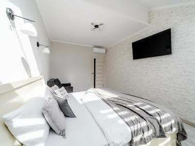 квартира за адресою Пантелеймона Куліша вул., 36а