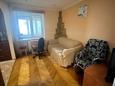 квартира по адресу Украинской Победы ул. (Академіка Сахарова), 33